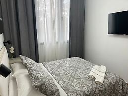 GARDEN HOUSE MADRID