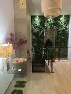 GARDEN HOUSE MADRID