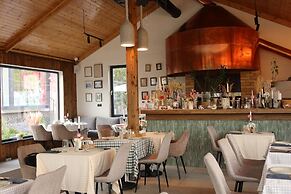 Mosh Mosh Boutique Hotel
