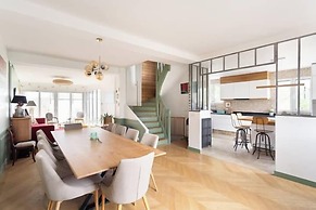 Paris Agnette Garden House
