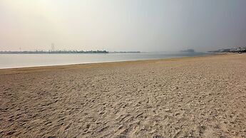 Waves - Premium Seaside Retreat With Private Beach