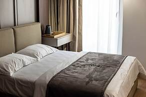 Bolt Boutique Hotel
