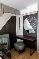 Bolt Boutique Hotel