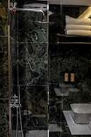 Bolt Boutique Hotel