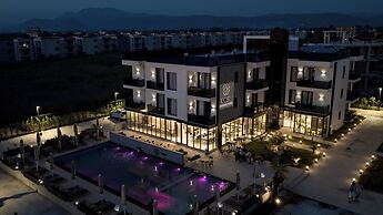 Bolt Boutique Hotel