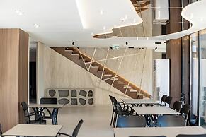 Bolt Boutique Hotel