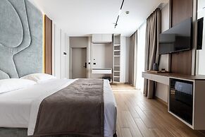 Bolt Boutique Hotel