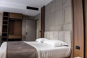 Bolt Boutique Hotel