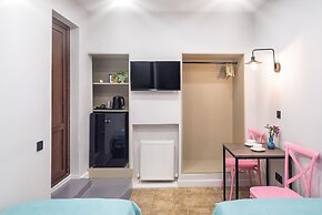 HB apartments Hill House