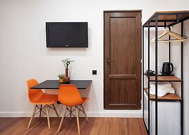 HB apartments Hill House