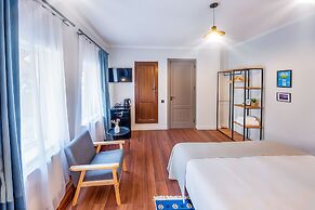 HB apartments Hill House