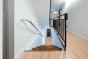 HB apartments Hill House