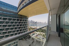 Palm Jumeirah 1BR Rooftop Infinity Pool