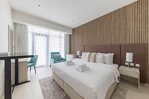 Palm Jumeirah 1BR Rooftop Infinity Pool