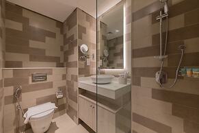 Luxe Studio at Seven Palm With Infinity Pool