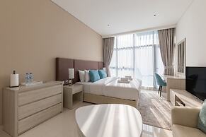 Luxe Studio at Seven Palm With Infinity Pool
