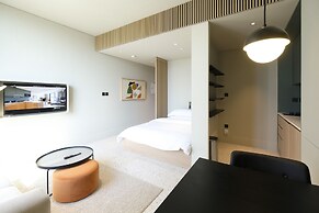 Upscale Studio w Burj View Upside Living