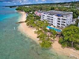 Waterside Apartment 101 by Island Villas
