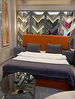 VALERON SUITE PREMIUM