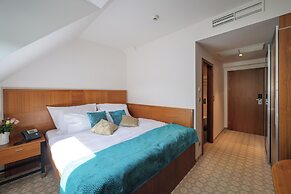 Hotel Silenzio