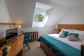 Hotel Silenzio