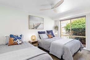 2 Bedroom - Walk to Beach - Pet Friendly