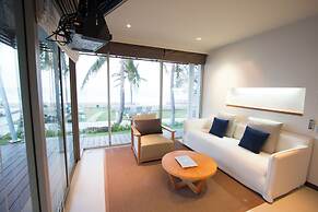 Villa Nilaya  - Beachfront Villa Hua Hin