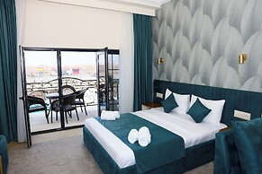 Ketrin Hotel & Restaurant