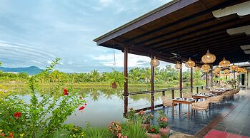 Komsan Kampot Resort