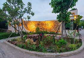 Komsan Kampot Resort