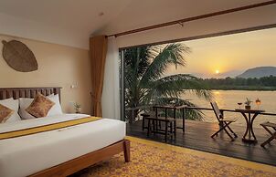 Komsan Kampot Resort