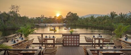 Komsan Kampot Resort