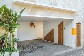 Villa Capture