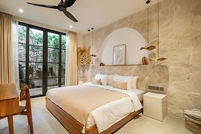 Villa Capture