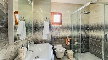 Rota Hotel & Restaurant