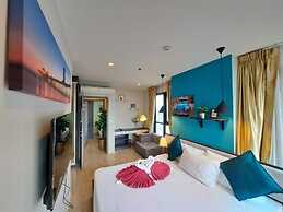 The Base Central Pattaya by Mickey