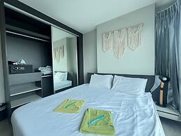The Base Central Pattaya by Mickey