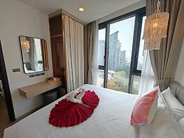 Edge Central Pattaya by Mickey