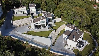 Skiti Villas Green Holidays