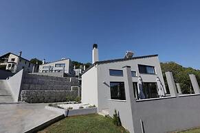 Skiti Villas Green Holidays
