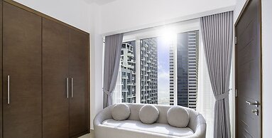 LUX  The West Wharf Canal View Suite