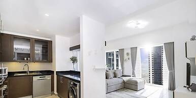 LUX  The West Wharf Canal View Suite