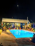 ALMUS ŞEHRİ SEFA BUNGALOV EVLERİ