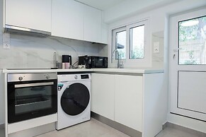 Cozy 1 Bd Basement Apt in Pagrati