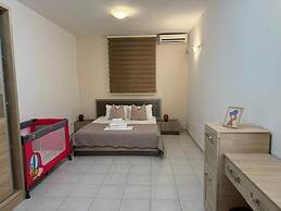 Superior Onebedroom Apartment