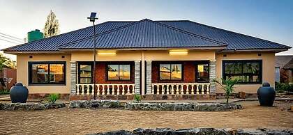 Seven Palms Executive Lodge
