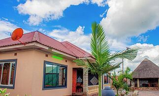 Seven Palms Executive Lodge