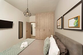 Our Cosy Home - At001