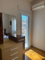 Central Apartment - At086