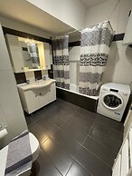 Charming Apartment - At085